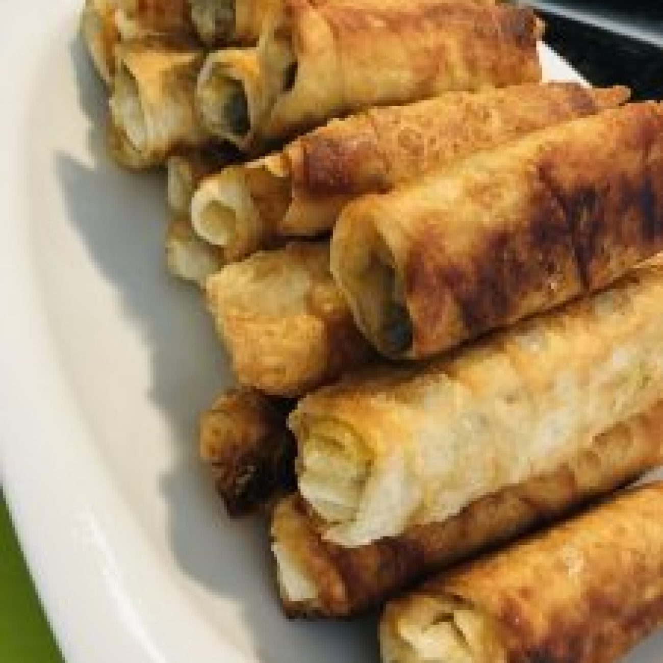 Tavuklu Bezelyeli Börek Tarifi