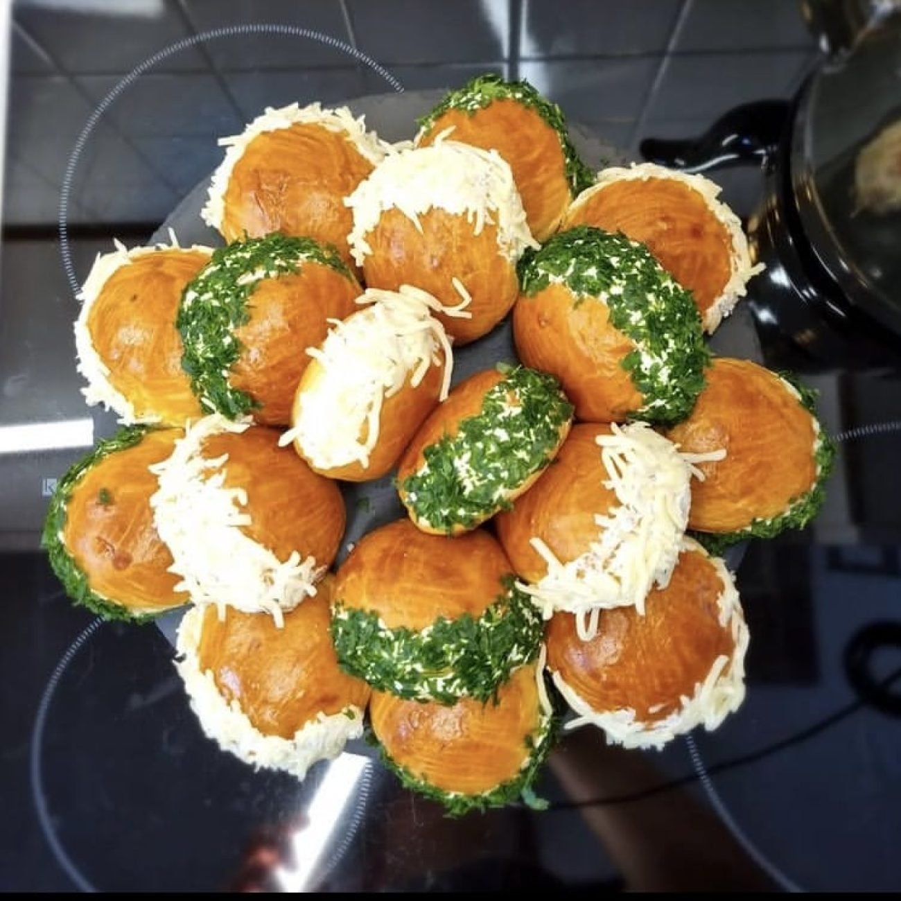 Sakallı Poğaça