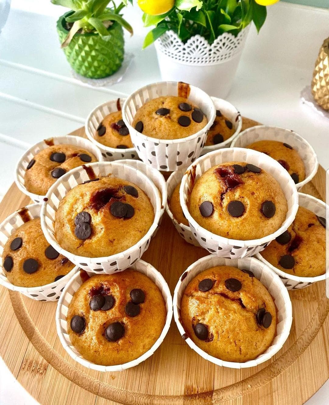 Damla Çikolatalı Vişneli Muffin