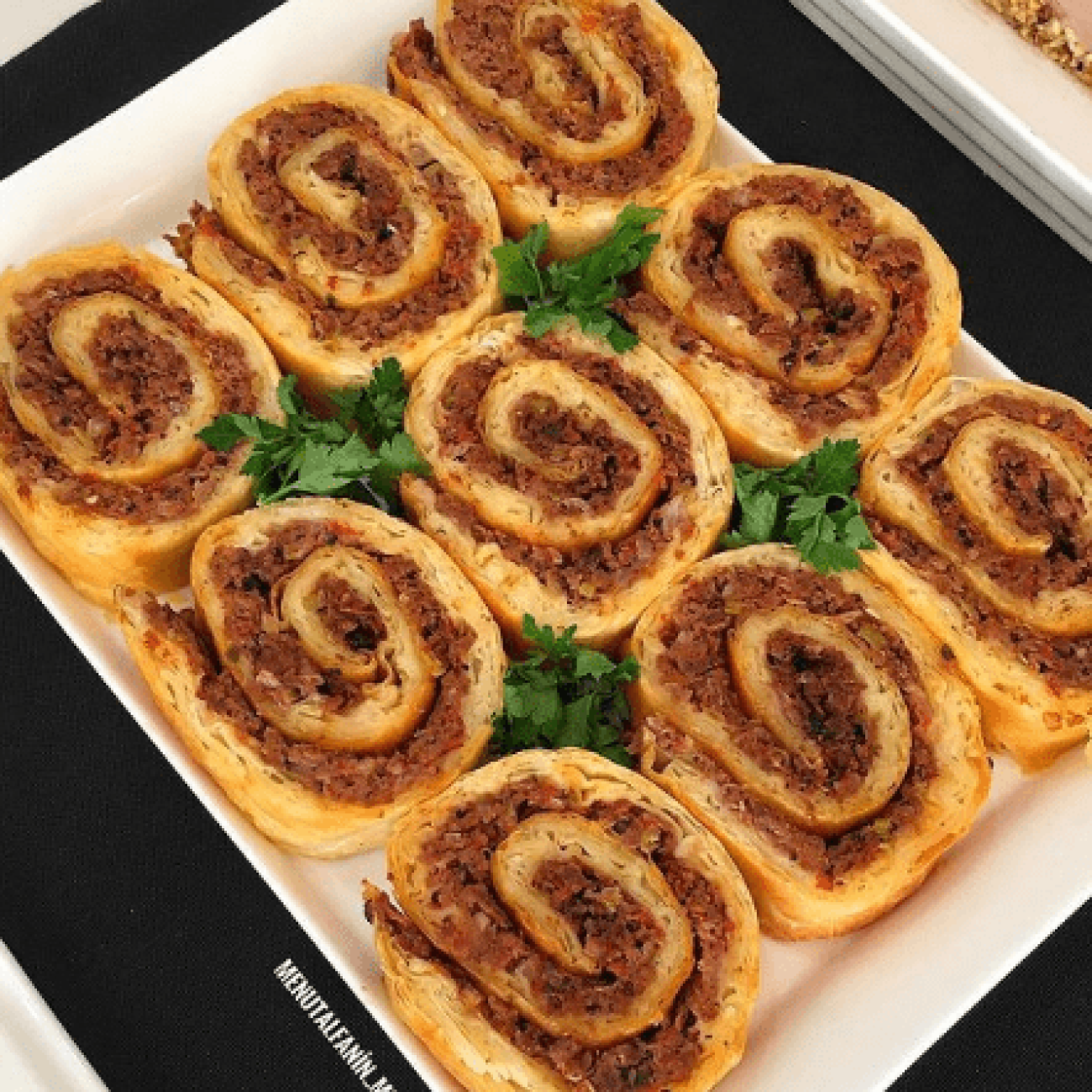 Lahmacun Böreği
