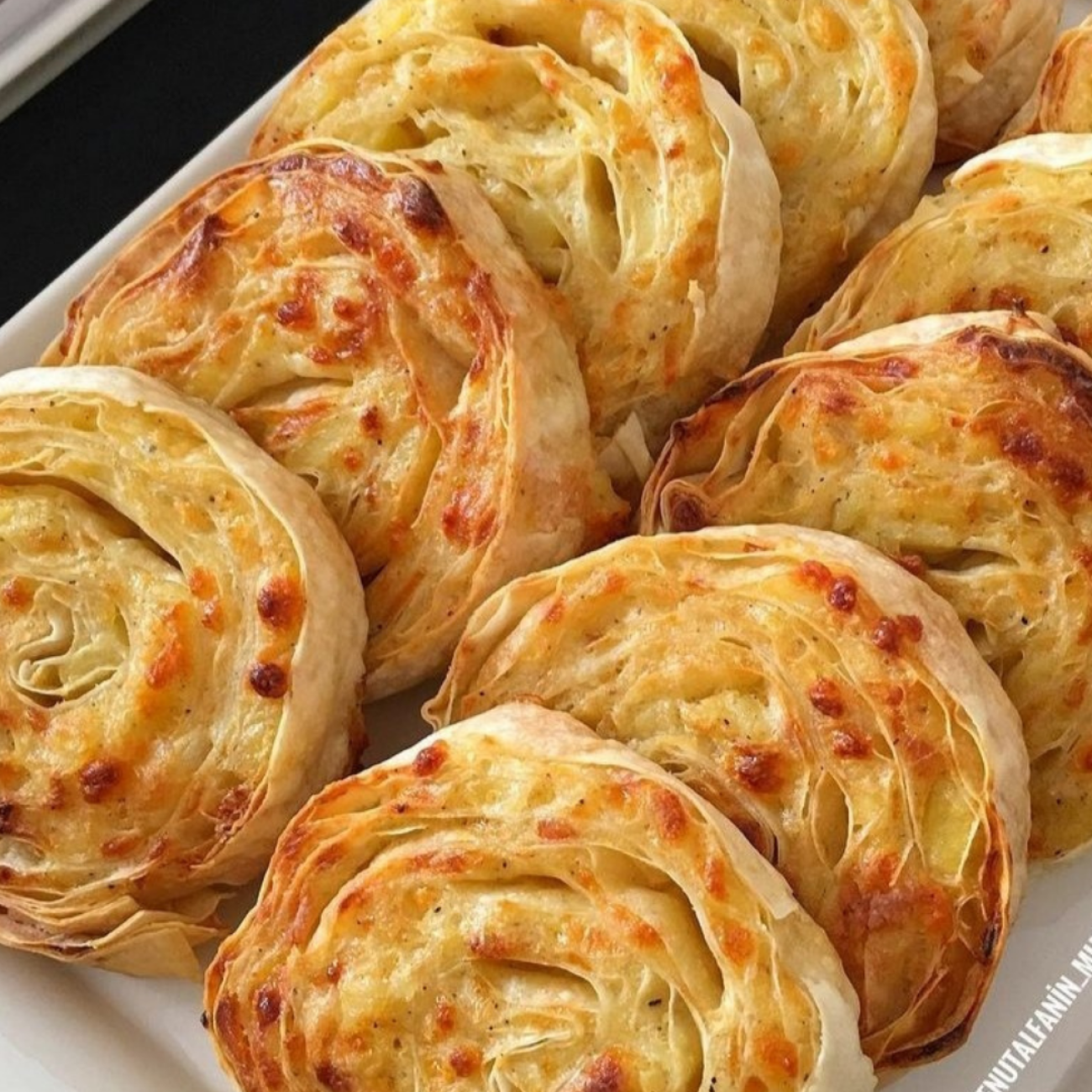 Patatesli Rulo Börek