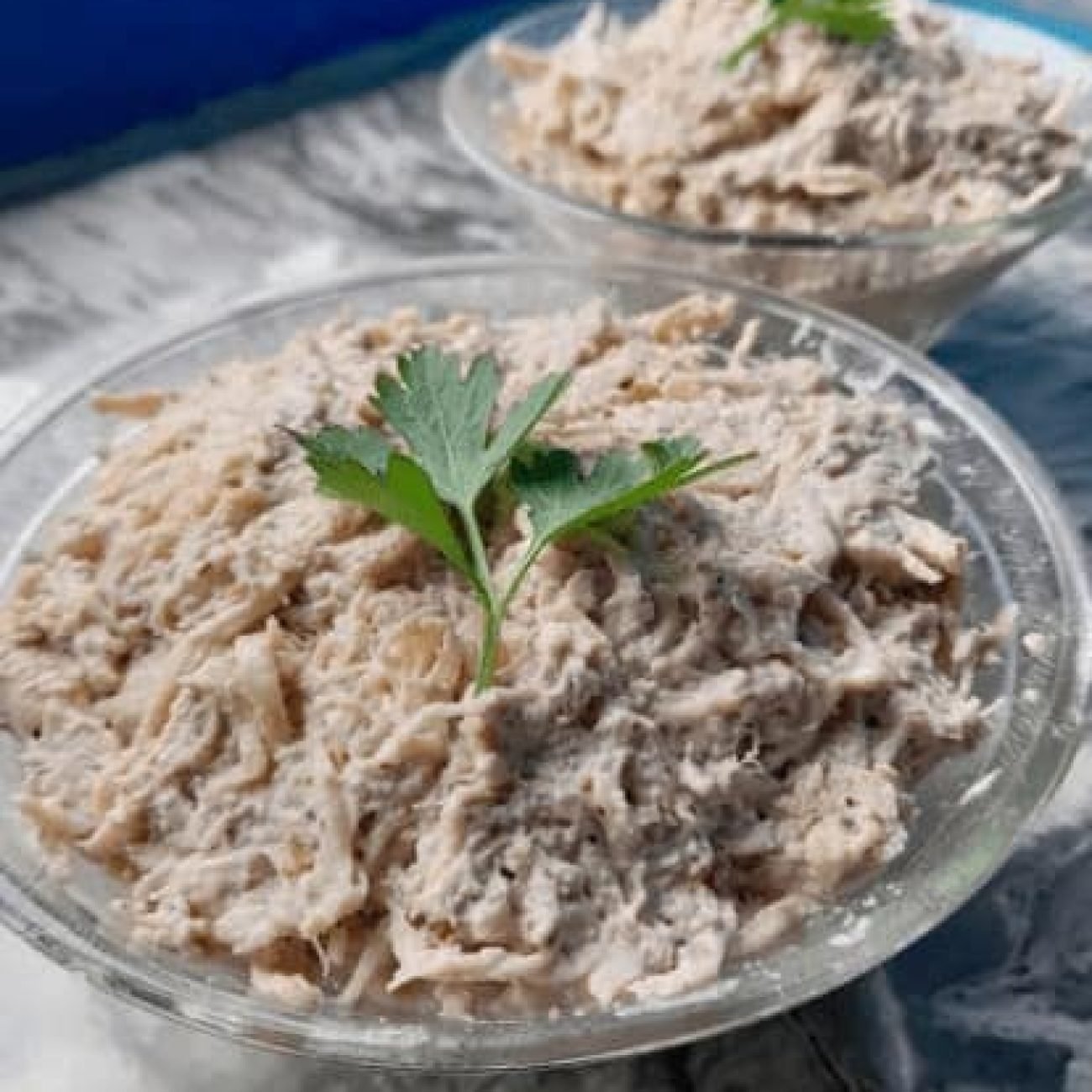 Cevizli Tavuk Göğsü Salatası