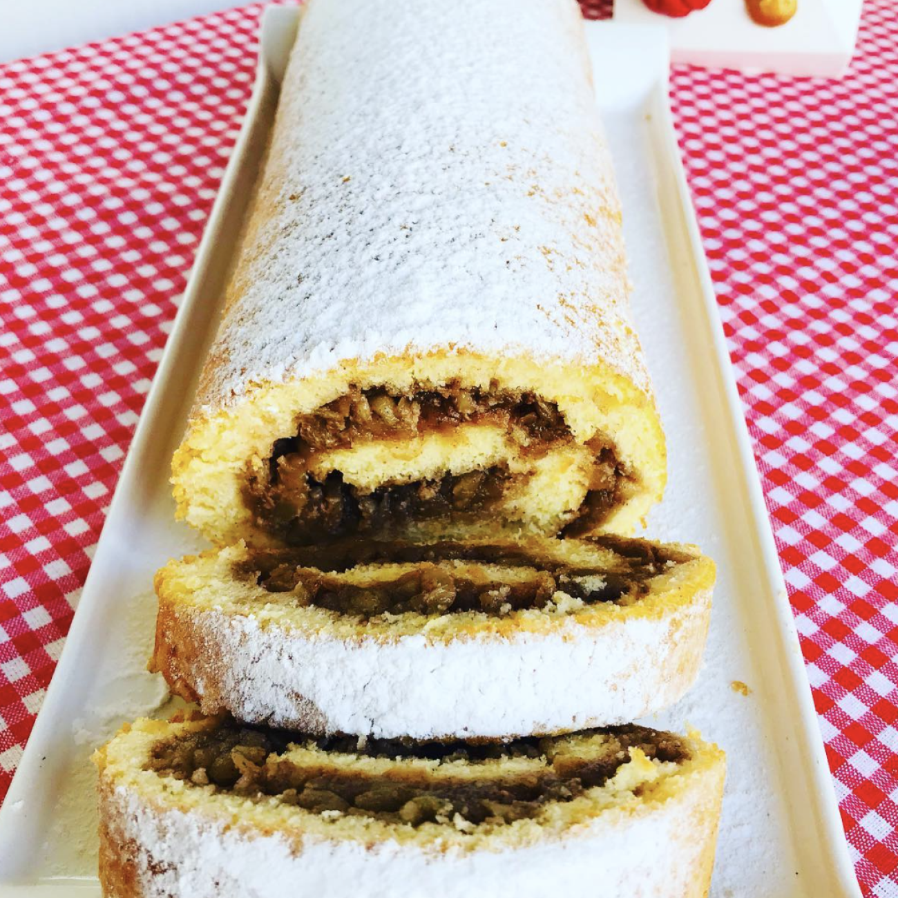 Elmalı Rulo Pasta