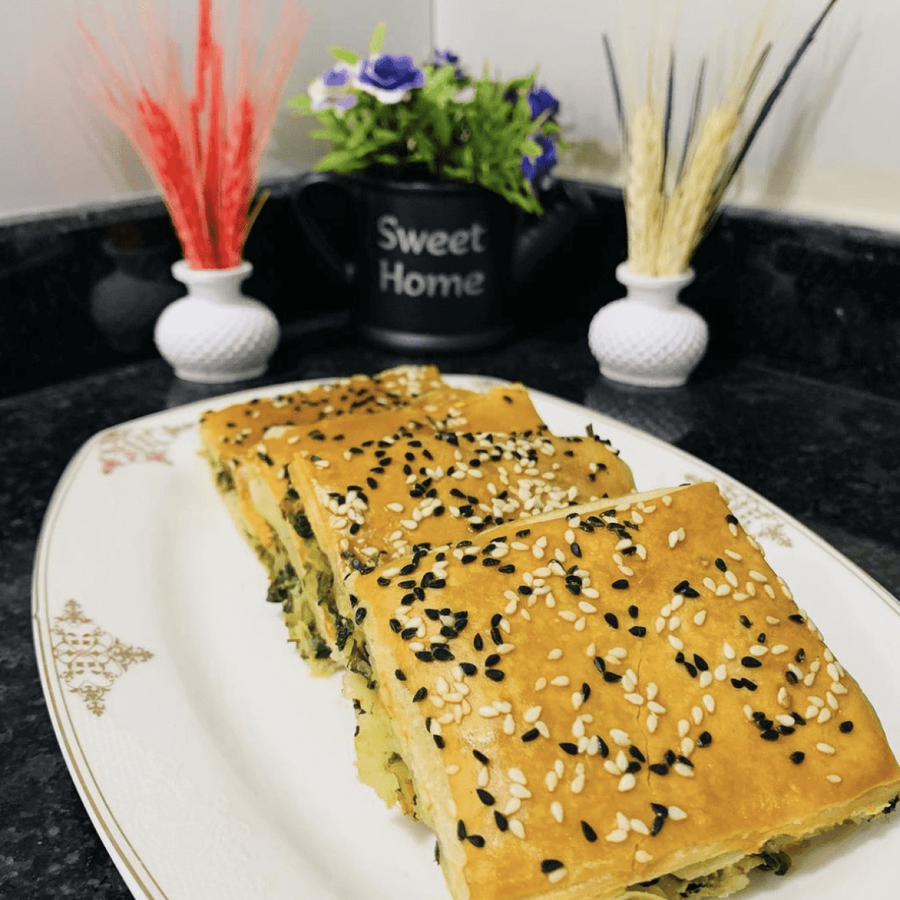 El Açması Sebzeli Börek