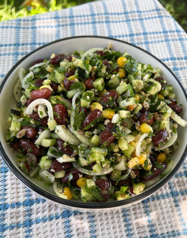 Fasulye Salatası