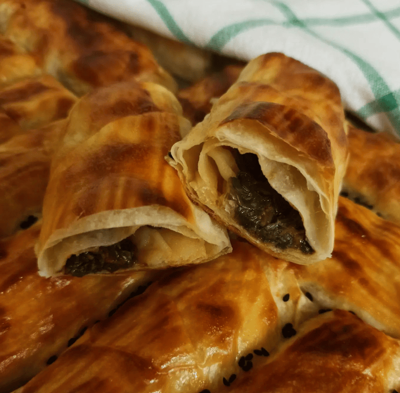 Ispanaklı Börek