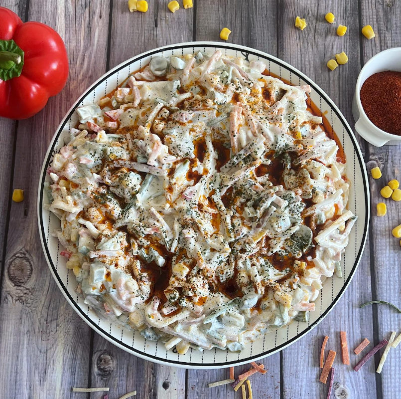 Erişte Salatası